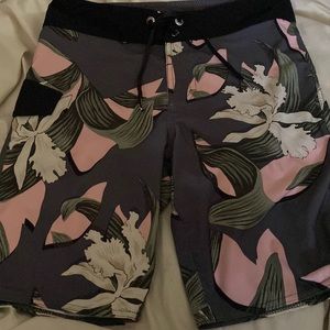 Boys volcom Boardshorts size 27